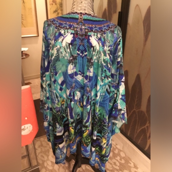 Camilla Kaftan Amazon Azure
O/S NWT split sleeve
Never worn - Picture 9 of 9